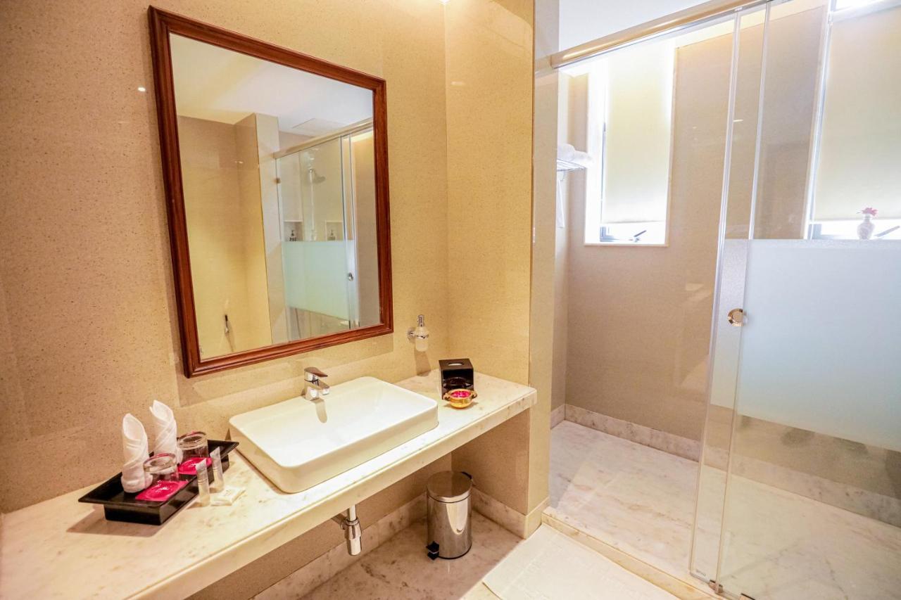 Gulab Kothi By Royal Orchid Hotels Limited 바라나시 외부 사진